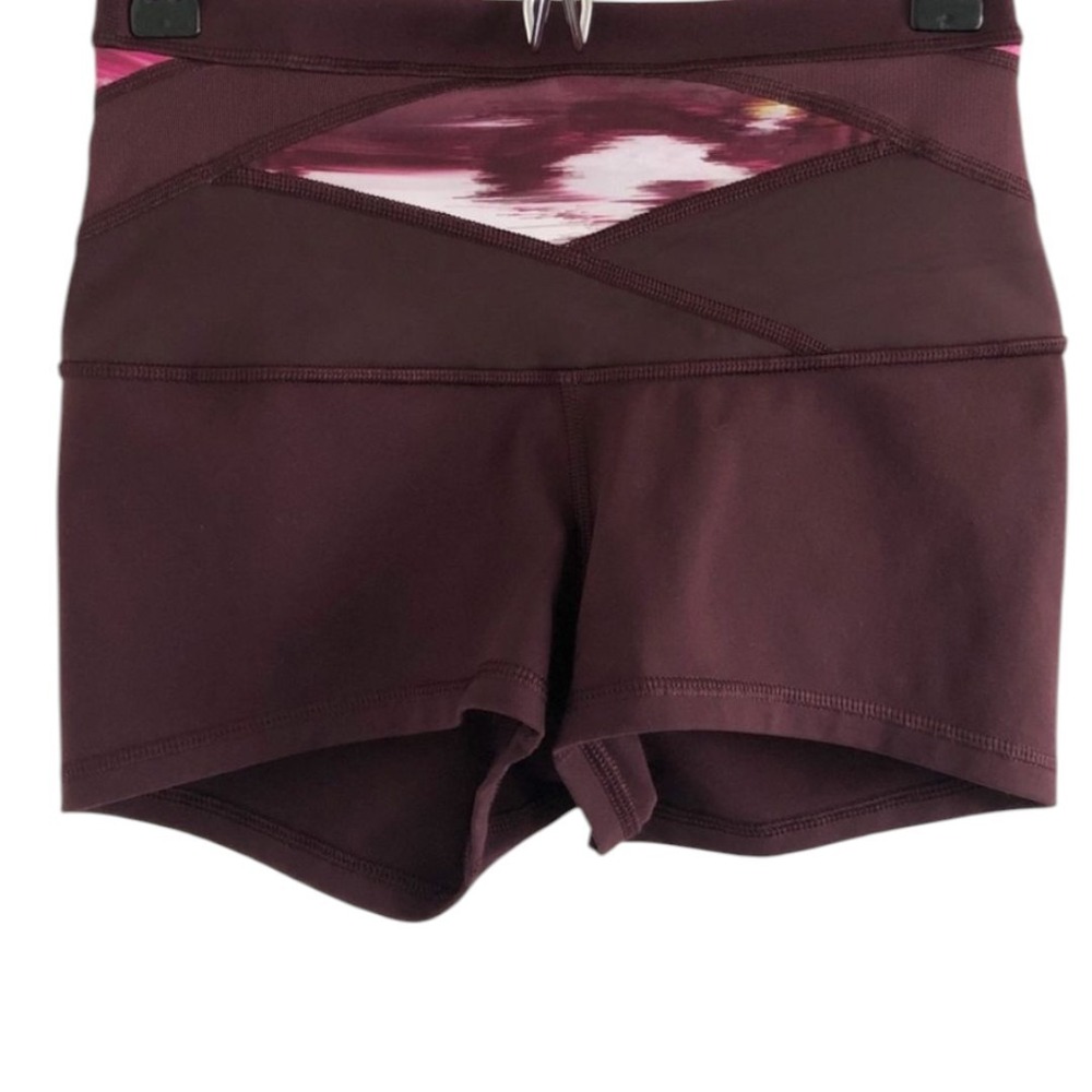 Lululemon Boogie Short Reversible 2 Roll Down Bordeaux Burgundy Berry